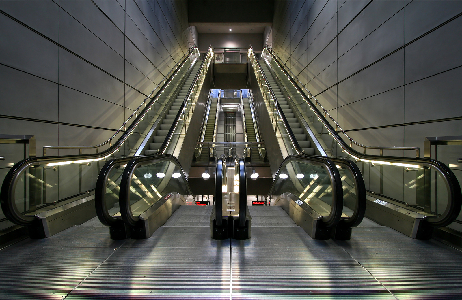 Elevator/Lift Maintenance Company Dubai | Sharjah | AJMAN