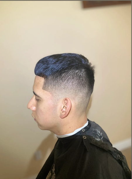 Mobile Barbershop in Collin County, TX: Convenience Meets Style at Your Doorstep