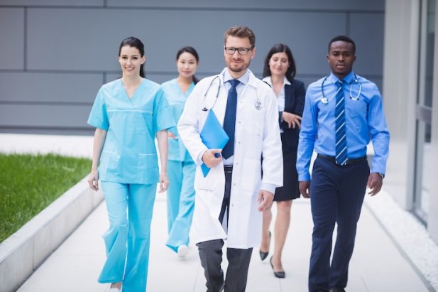 Healthcare Jobs in Dubai for Foreigners: Build a Successful Medical Career Abroad Article - ArticleTed -  News and Articles