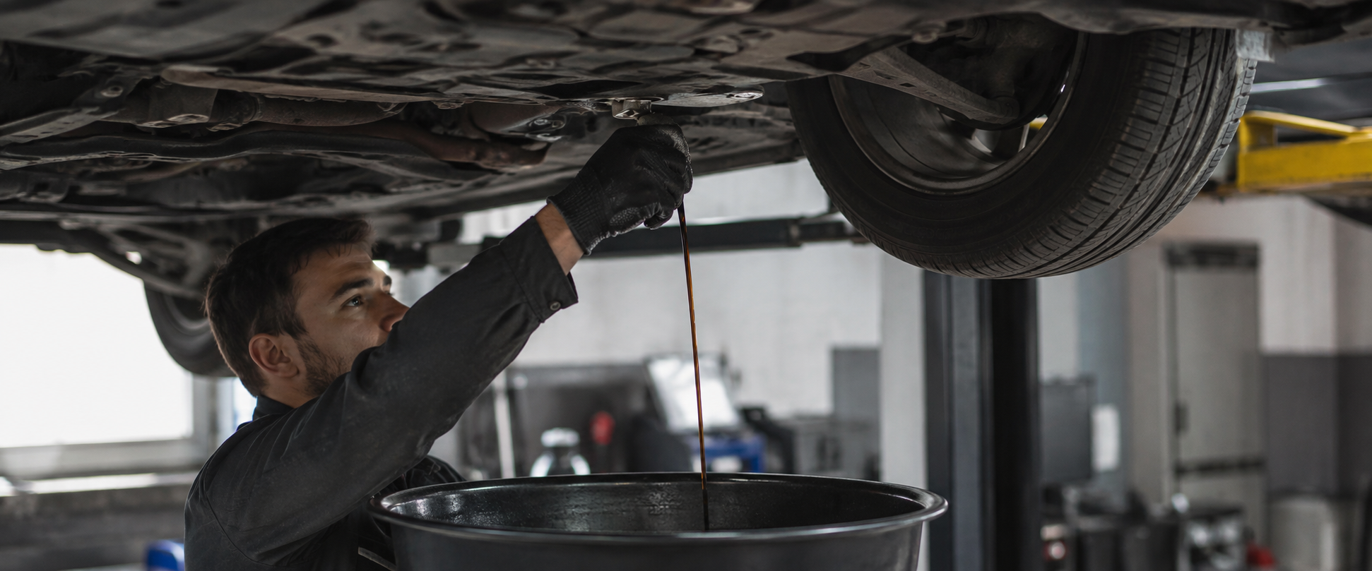 5 Signs Your Car Is Overdue for an Oil Change in St. Charles - Smart SEO Article